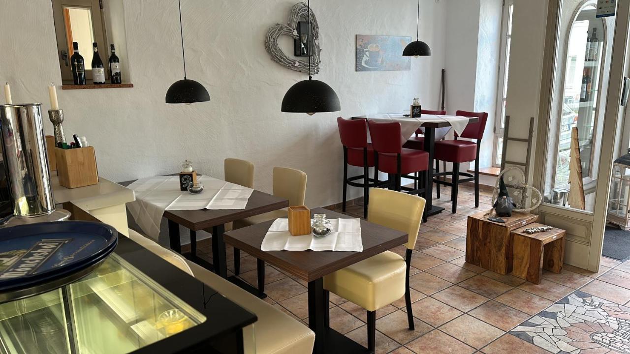 Vinopresso Gmbh - Cafe Roemer Приксенштадт Экстерьер фото